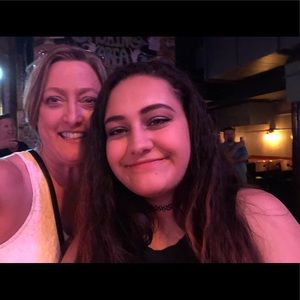 Meet your Posher, Faith